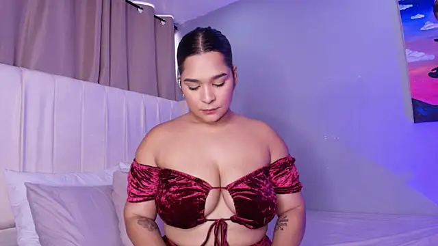 Shenoa1 online show from November 12, 11:47 am