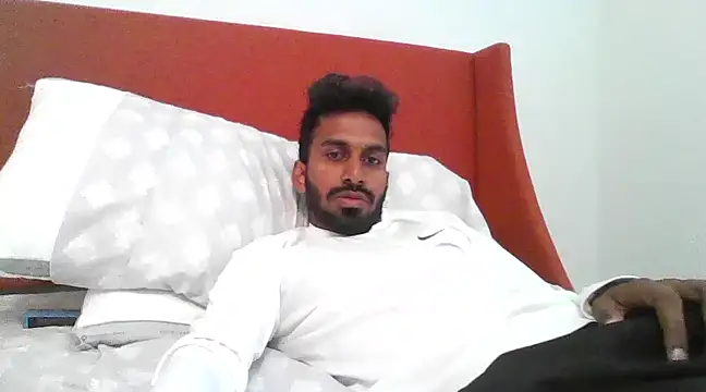 Snapshot of skinny__boy__ chatting on February 25, 9:04 pm skinny boy online show from February 25, 9:04 pm