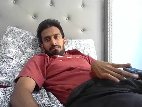 Snapshot of skinny__boy__ chatting on November 4, 4:55 pm skinny boy online show from November 4, 4:55 pm