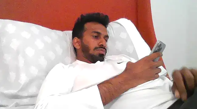 Snapshot of skinny__boy__ chatting on February 21, 7:10 pm skinny boy online show from February 21, 7:10 pm