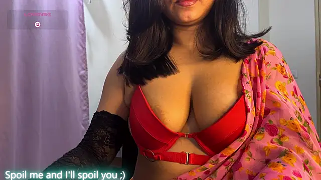 Snapshot of ohh_mona chatting on December 8, 11:57 am ohh mona online show from December 8, 11:57 am