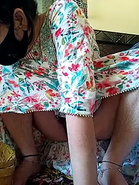 heenage online show from April 28, 6:51 am