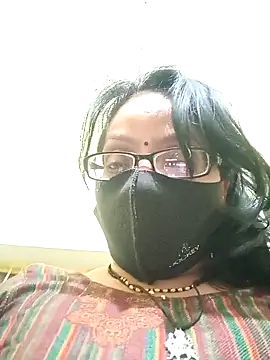 Snapshot of heenage chatting on February 13, 1:37 pm heenage online show from February 13, 1:37 pm