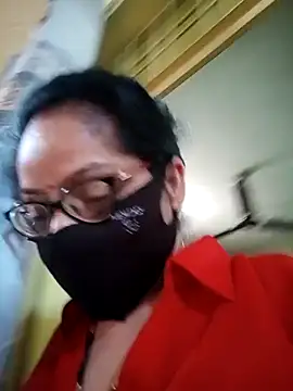 heenage online show from March 1, 9:42 am