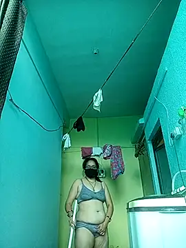 Snapshot of heenage chatting on February 17, 4:20 am heenage online show from February 17, 4:20 am