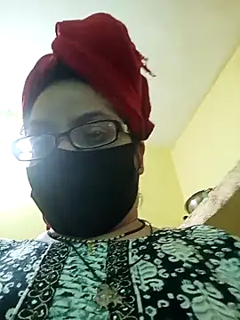 Snapshot of heenage chatting on March 6, 7:58 am heenage online show from March 6, 7:58 am