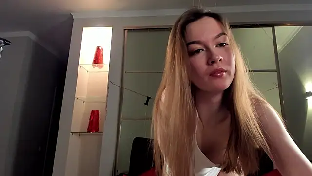 Emma Flin online show from March 19, 11:21 am