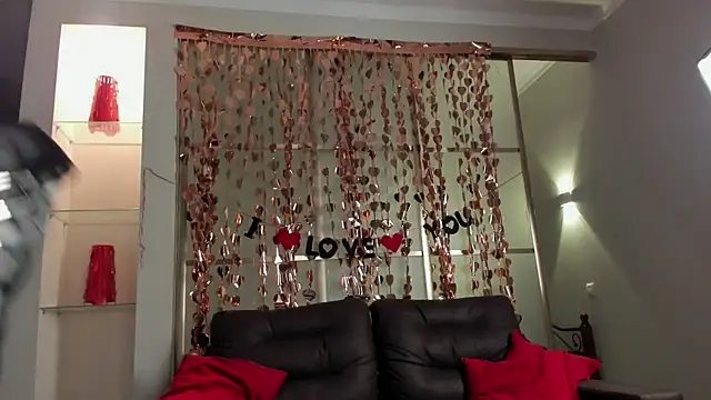 Emma Flin online show from February 25, 4:45 am