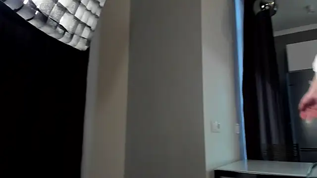 Snapshot of Emma_Flin chatting on January 26, 11:06 am Emma Flin online show from January 26, 11:06 am