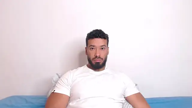 Snapshot of freddsexxx chatting on July 16, 2:03 pm freddsexxx online show from July 16, 2:03 pm