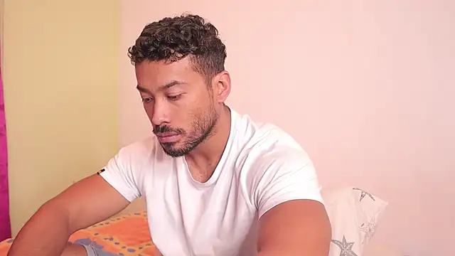 Snapshot of freddsexxx chatting on December 16, 1:26 pm freddsexxx online show from December 16, 1:26 pm