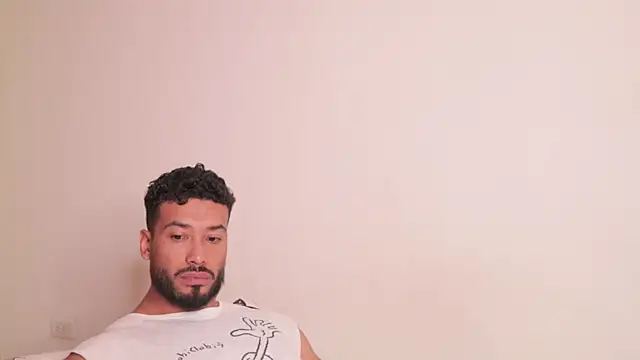 Snapshot of freddsexxx chatting on November 10, 2:44 pm freddsexxx online show from November 10, 2:44 pm