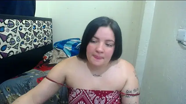 shopyymessyy online show from March 28, 8:43 pm