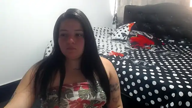 Snapshot of shopyymessyy chatting on February 6, 9:28 pm shopyymessyy online show from February 6, 9:28 pm