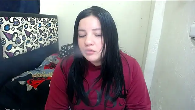 Snapshot of shopyymessyy chatting on March 3, 5:53 pm shopyymessyy online show from March 3, 5:53 pm