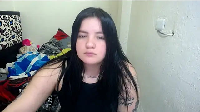 shopyymessyy online show from May 26, 8:29 pm