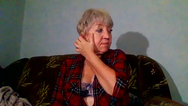 Snapshot of AnjelElinor chatting on October 9, 6:58 am AnjelElinor online show from October 9, 6:58 am