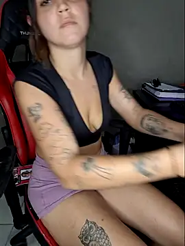 luuhcat09 online show from December 3, 2:12 am