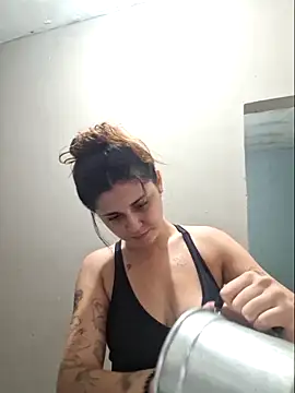 luuhcat09 online show from December 5, 1:05 am