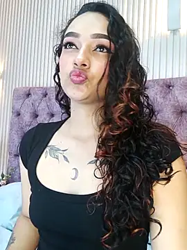 EMILYY FOXY online show from November 27, 7:14 pm