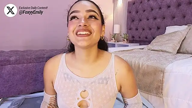 EMILYY FOXY online show from November 11, 6:58 pm