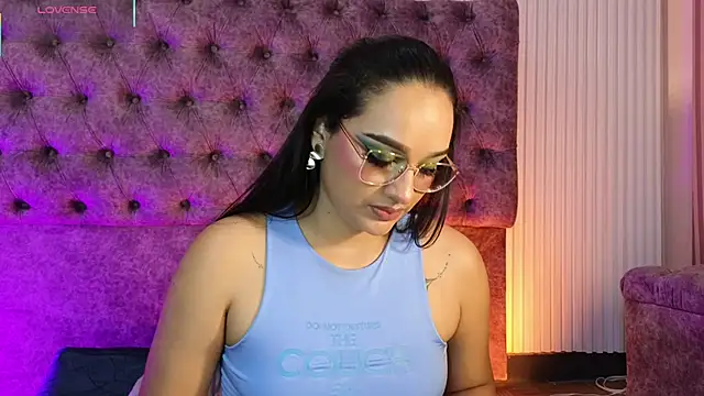 EMILYY FOXY online show from March 20, 7:04 pm