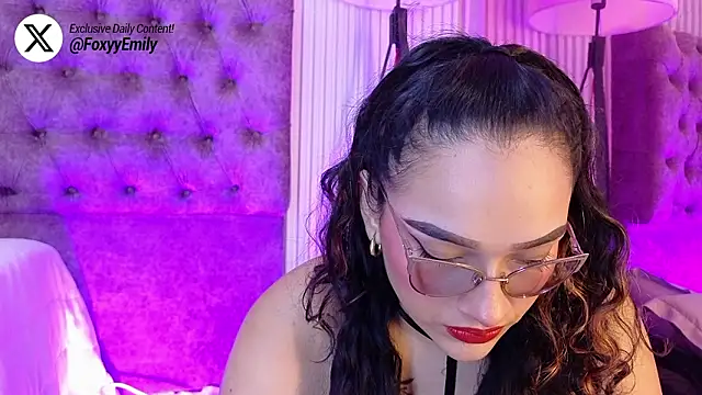 EMILYY FOXY online show from February 3, 7:08 pm