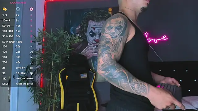 Snapshot of jordan_mayers02 chatting on March 7, 10:02 am jordan mayers02 online show from March 7, 10:02 am