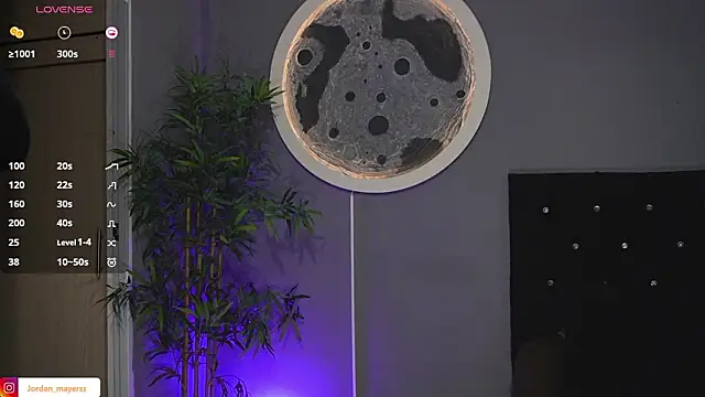 jordan mayers02 online show from February 8, 9:07 am