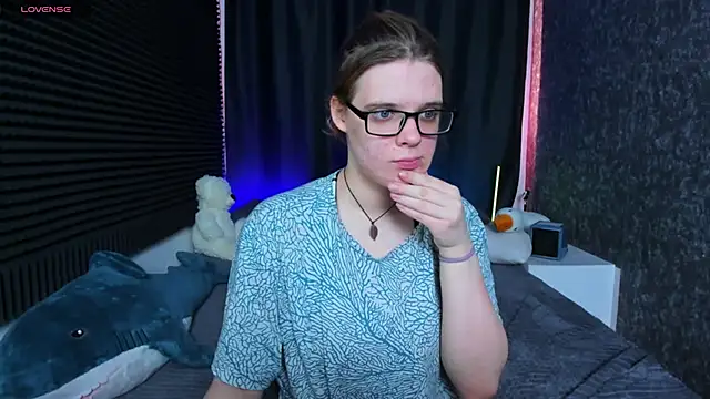 KIKI Krash online show from March 19, 10:22 am