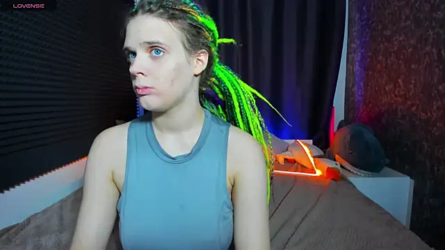 KIKI Krash online show from October 19, 10:18 am