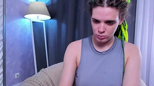 KIKI Krash online show from October 18, 10:06 am