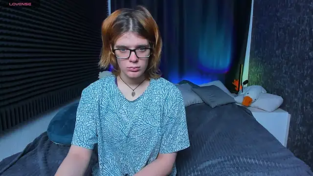 KIKI Krash online show from March 1, 10:24 am