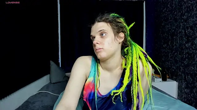 Snapshot of KIKI_Krash chatting on January 10, 11:05 am KIKI Krash online show from January 10, 11:05 am