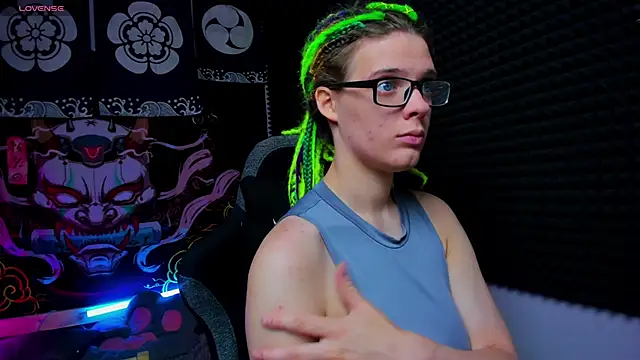 KIKI Krash online show from September 21, 10:09 am