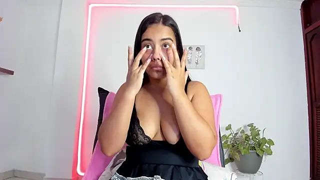 anniesweet- online show from November 28, 1:22 pm