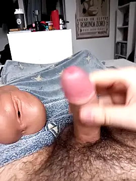 Snapshot of mattarm3122 chatting on January 11, 2:36 pm mattarm3122 online show from January 11, 2:36 pm