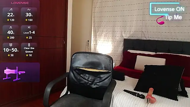 Hornymoan online show from January 9, 10:49 pm