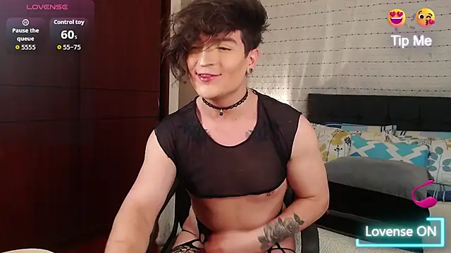 Snapshot of Hornymoan chatting on November 7, 10:46 pm Hornymoan online show from November 7, 10:46 pm