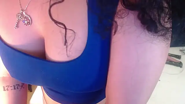 Sofiacowperx online show from July 24, 2:46 pm