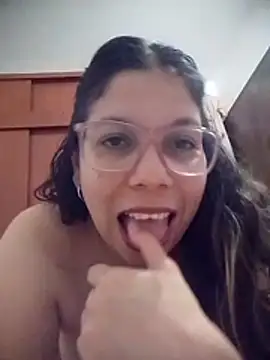 Carliina Soussa online show from May 15, 11:58 pm