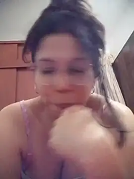 Carliina Soussa online show from May 25, 12:54 am