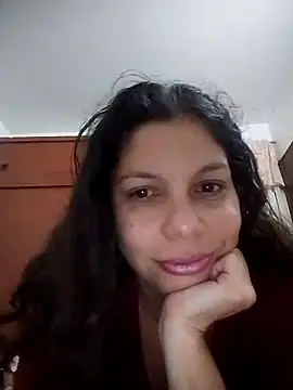 Snapshot of Carliina_Soussa chatting on February 25, 11:48 pm Carliina Soussa online show from February 25, 11:48 pm