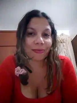 Snapshot of Carliina_Soussa chatting on February 17, 11:24 pm Carliina Soussa online show from February 17, 11:24 pm