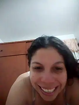 Snapshot of Carliina_Soussa chatting on March 20, 2:19 am Carliina Soussa online show from March 20, 2:19 am