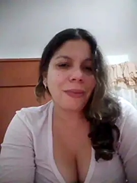 Snapshot of Carliina_Soussa chatting on October 20, 1:18 am Carliina Soussa online show from October 20, 1:18 am