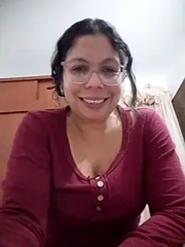 Carliina Soussa online show from March 30, 1:40 am