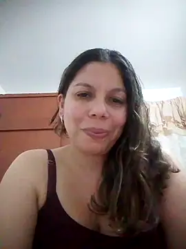 Snapshot of Carliina_Soussa chatting on September 25, 10:27 pm Carliina Soussa online show from September 25, 10:27 pm