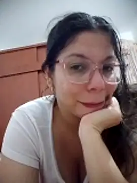 Carliina Soussa online show from April 14, 11:43 pm