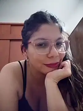 Carliina Soussa online show from April 29, 12:15 am